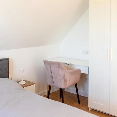 2 Bedroom Cozy In Czarnocin Dom wakacyjny Czarnocin (Goleniow)